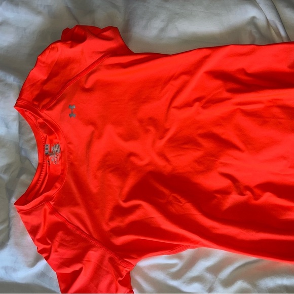 Under Armour Fitted HeatGear T-Shirt Women’s Neon Short Sleeve Active Top - Picture 3 of 6